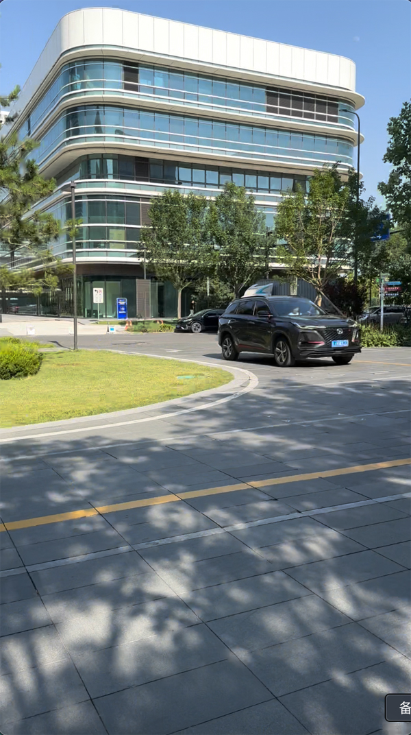 大興機場停車難？試試這些“隱藏車場”